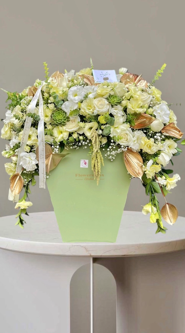 باکس گل تبریک