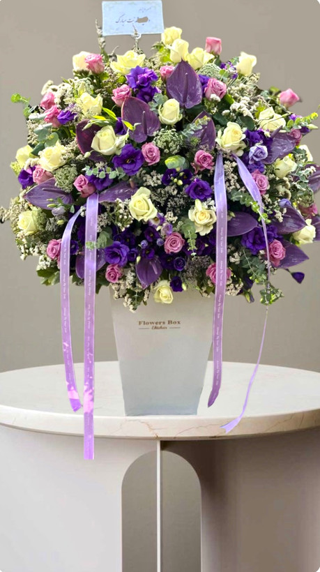 باکس گل لوکس ترکیبی بارز هلندی ،آنتریوم ولیسیانتوس رنگاای کرم بنفش و صورتی