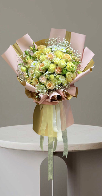 دسته گل ترکیبی رز و لیسینتوس و ژیپسوفیلا و داوودی با ربان و کاغذپیچی-ارسال فوری گلفروشی تهران