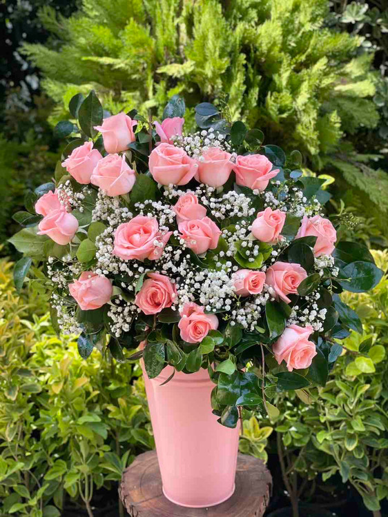 سفارش باکس گل رز صورتی-گلفروشی فلورسا